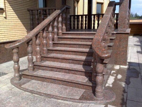 Сходи з каменю